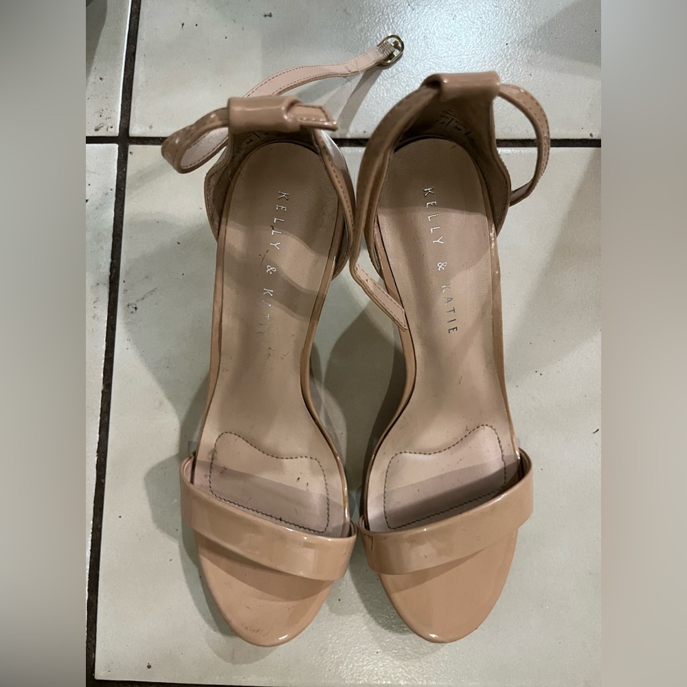 Kelly and Katie Size 7.5 nude heels 2inch high